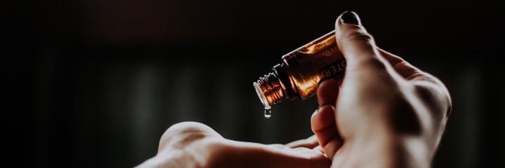 Replace Your Cleaning and Beauty Routine With 3 Natural Solutions