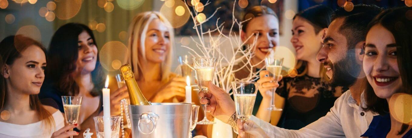 How to Navigate the Christmas Party as an Introvert