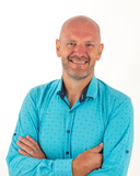 Photo of Adrian Hanks